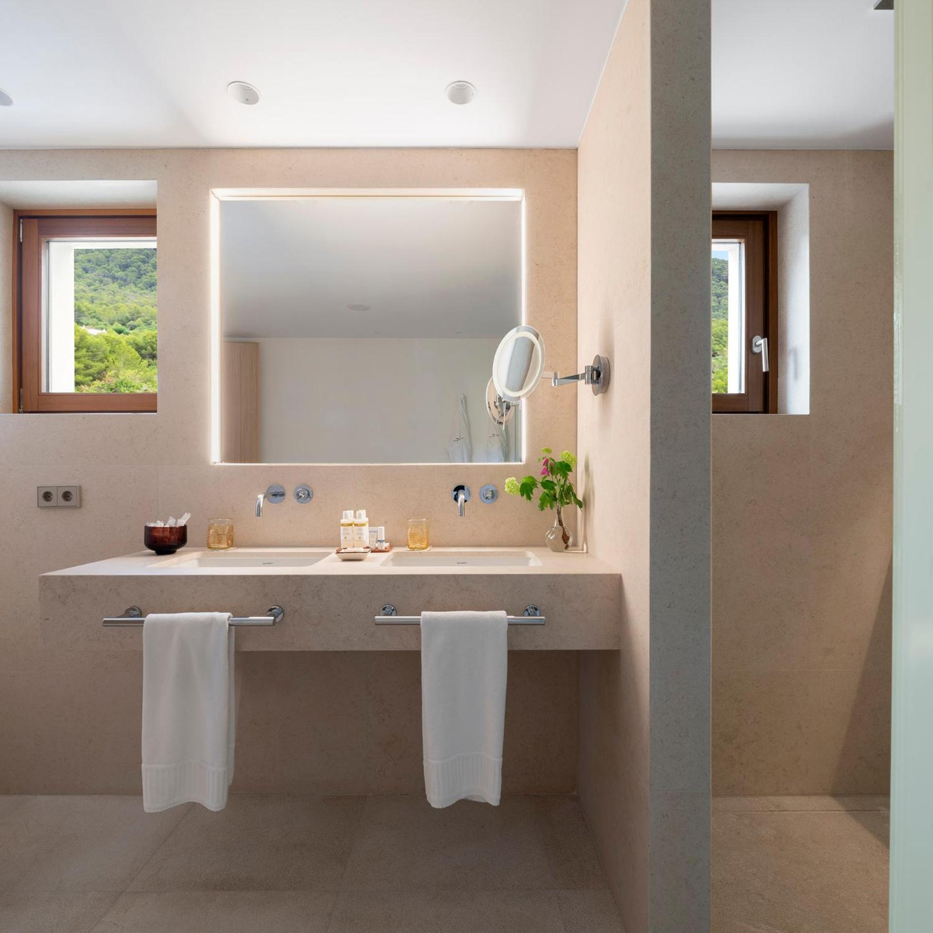 Hotel Castell Son Claret - The Leading Of The World 5*