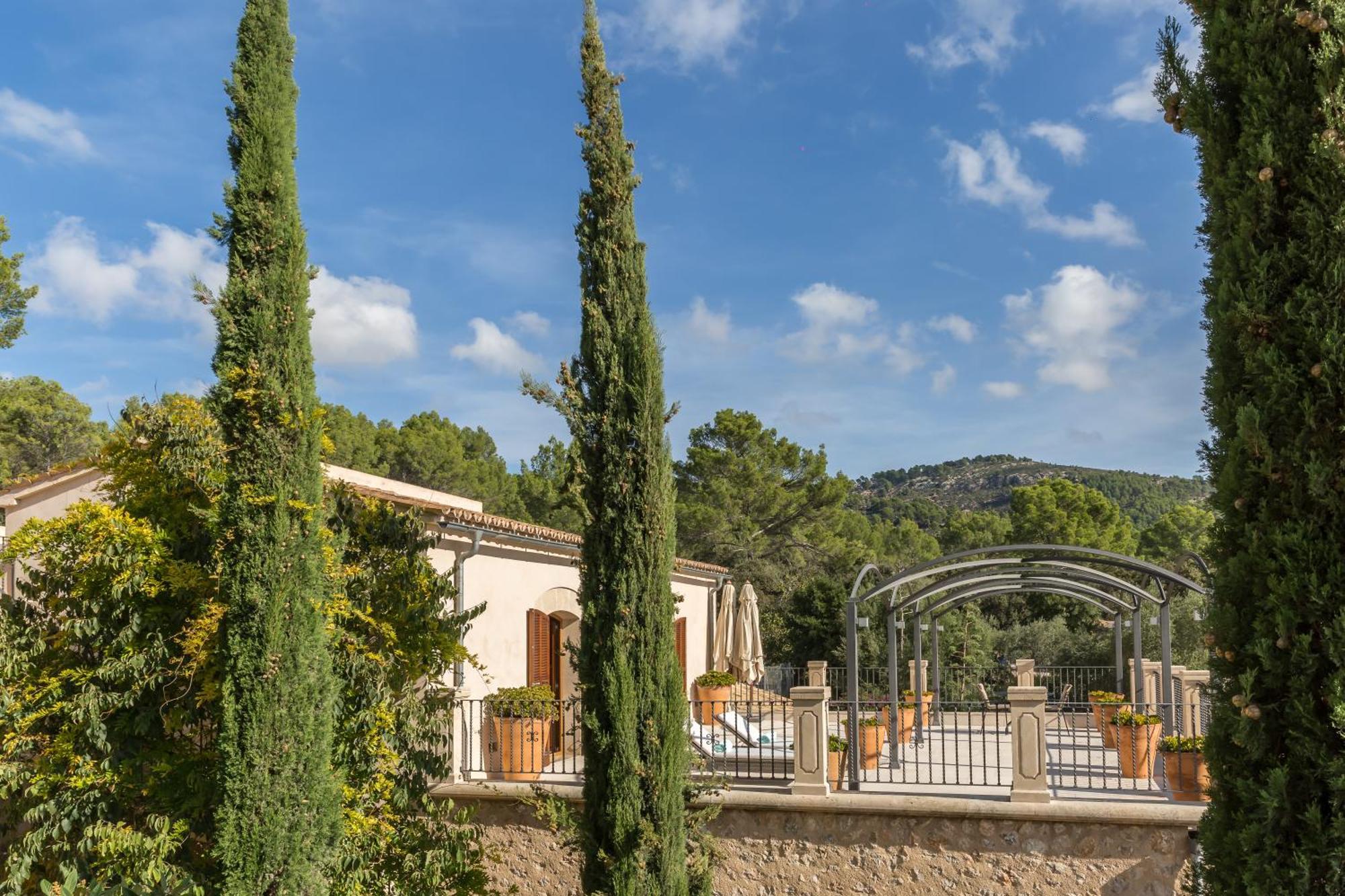 Hotel Castell Son Claret - The Leading Of The World Es Capdella