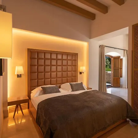 Castell Son Claret - The Leading Hotels Of The World Es Capdellà Exterior photo