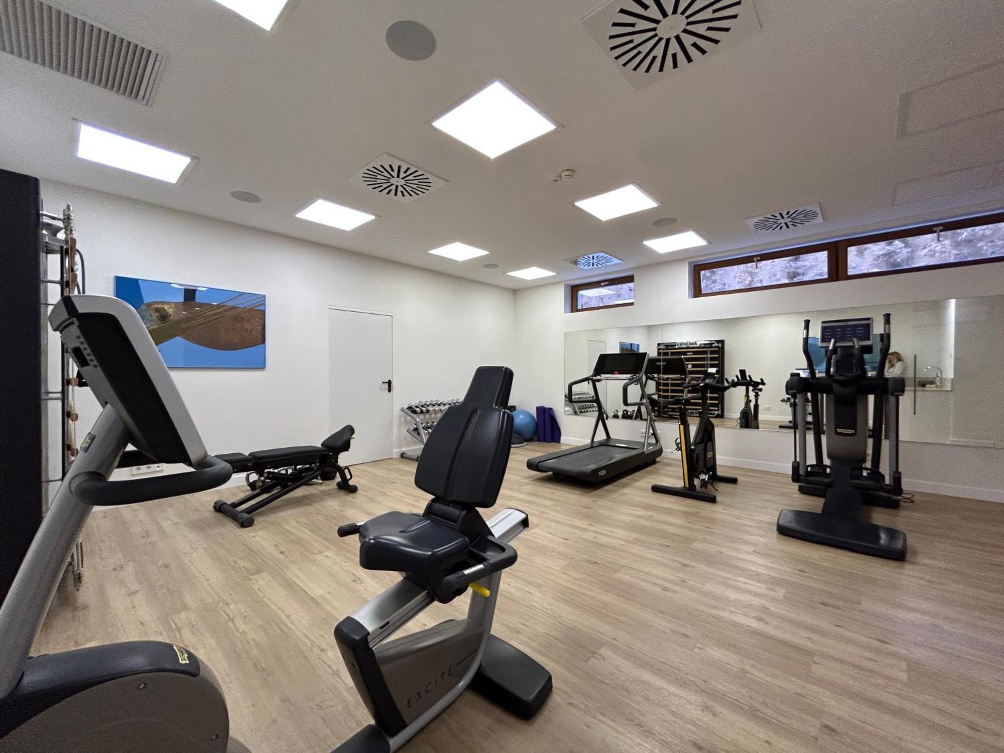 Hotel Castell Son Claret - The Leading Of The World 5*