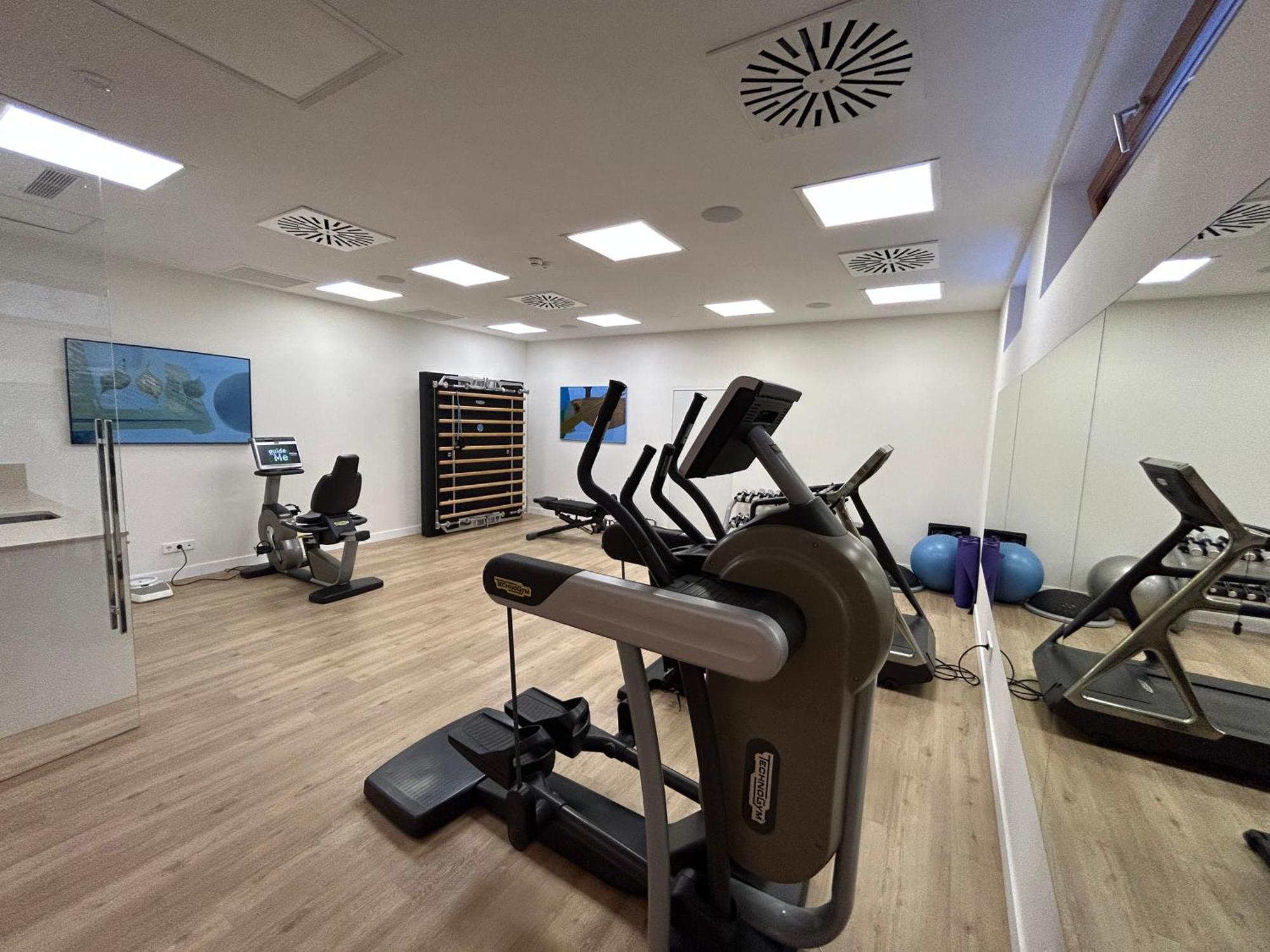 Hotel Castell Son Claret - The Leading Of The World Es Capdella