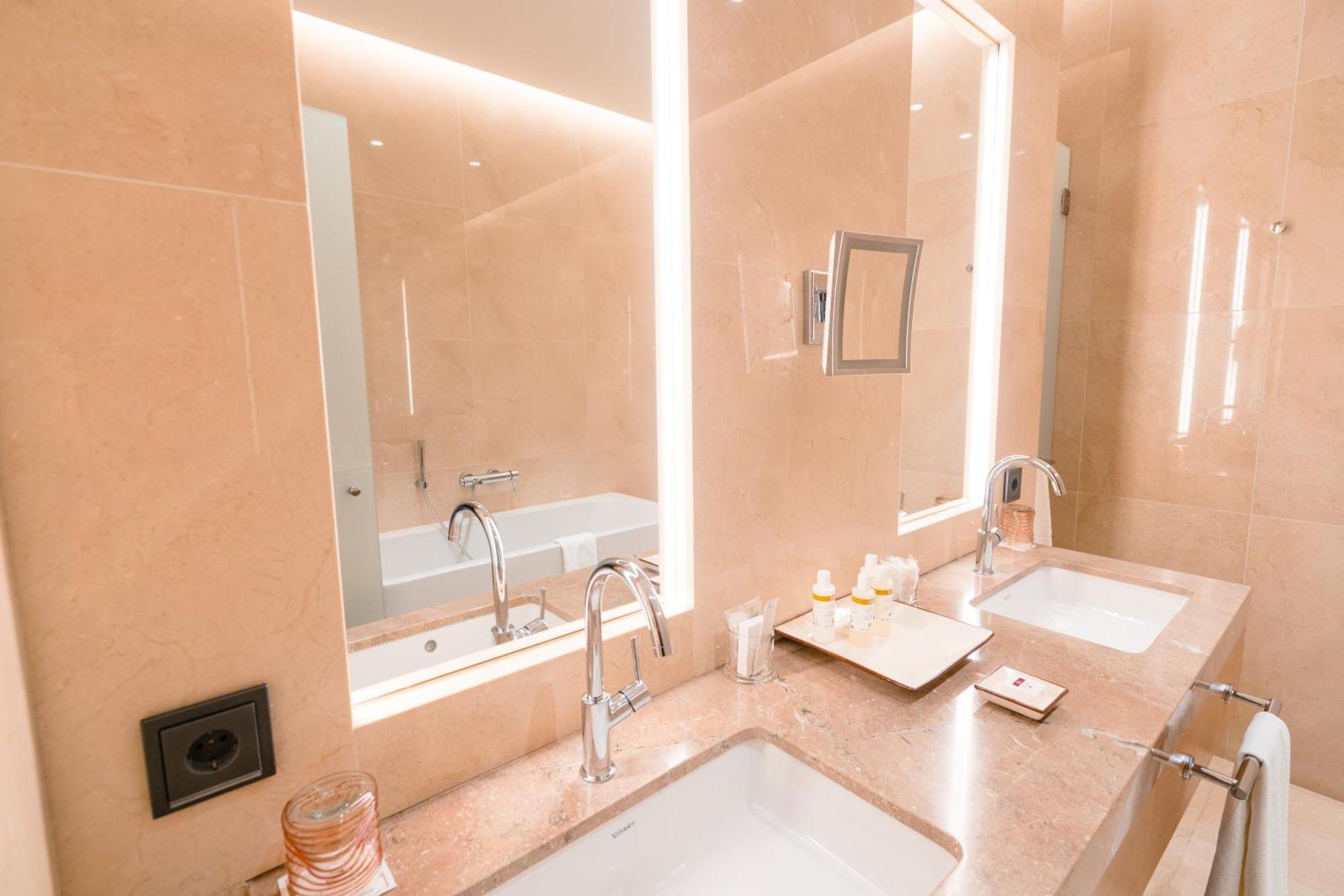 Castell Son Claret - The Leading Of The World Hotel Es Capdellà